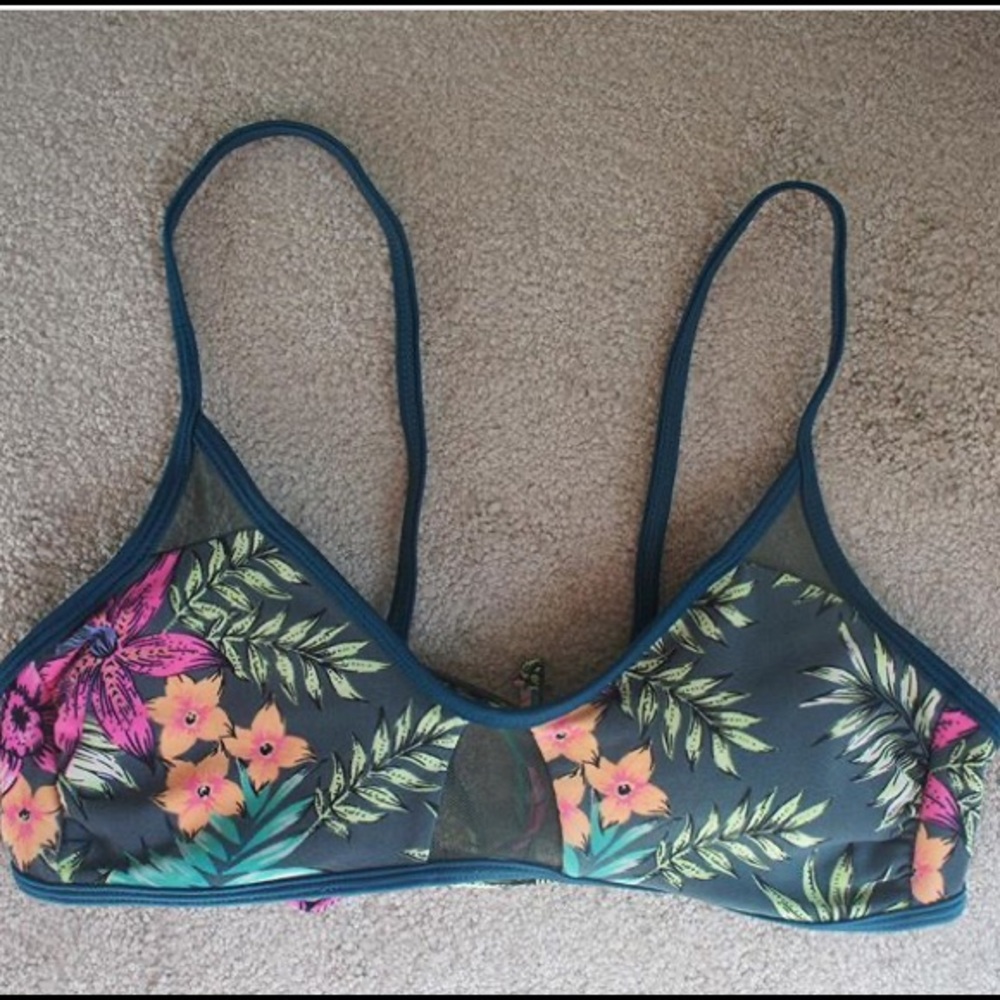 Tropical bikini top